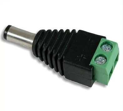 Conector corriente macho