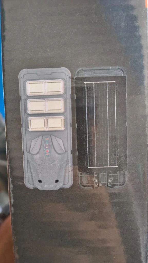 Lampara solar 400w con panel incorporado